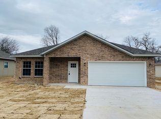 4406 Harris St, Greenville, TX 75401