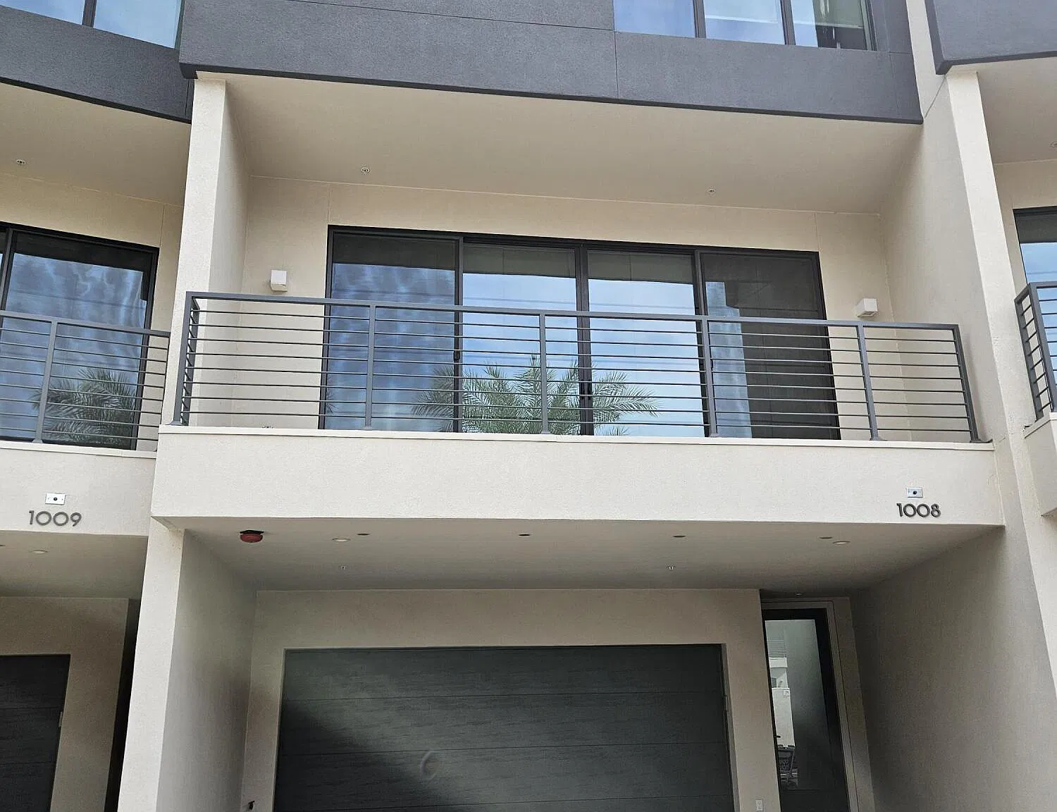 2 bed, 2.5 bath, 1776 sqft, $2,595 — Photo 2