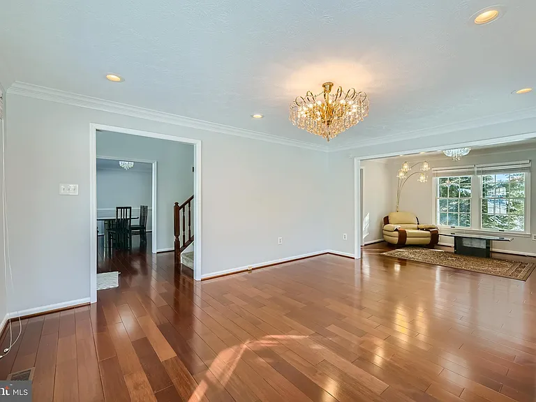 8 Sapphire Hill Ct — Photo 11