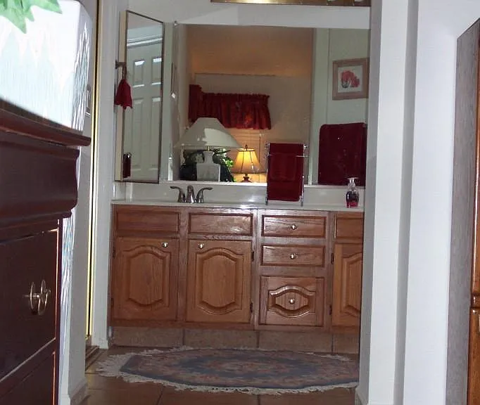 11018 W Poinsettia Dr — Photo 23