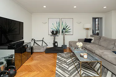 Rented by Rita S Citrin, LREB