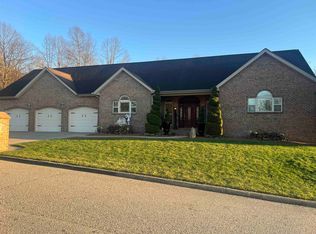 114 Kitts Ln, South Point, OH 45680