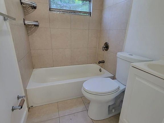 5th image of 1853 NW 5th Street