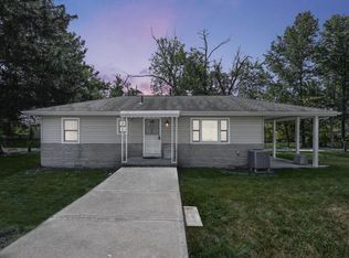 2879 Walnut St, Urbancrest, OH 43123