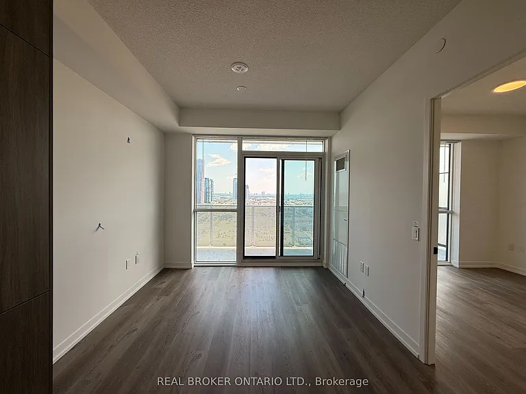 28 Interchange Way #2507 — Photo 10