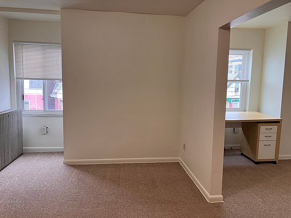 4th image of 245 Meyran Ave #3