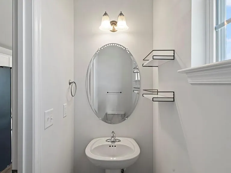 5101 Annapolis Dr — Photo 36