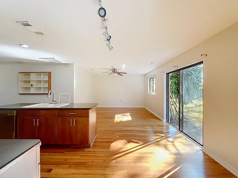 640 Casa Grande Dr — Photo 14