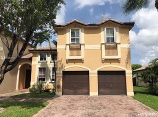 11023 NW 48th Ln, Doral, FL 33178