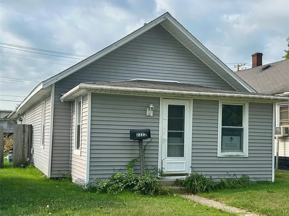 2222 Moak St, Port Huron, MI 48060
