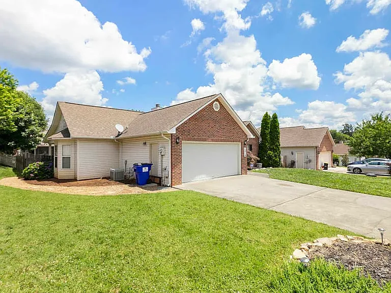1416 Liz Vista Ct — Photo 22