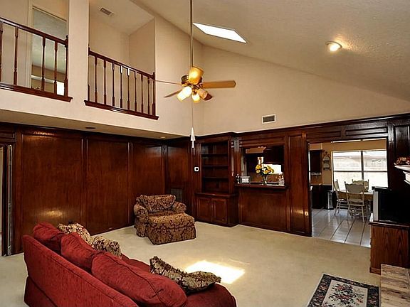 4th image of 22322 Bucktrout Ln