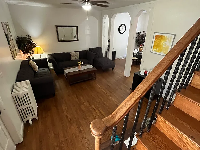1689 S Sycamore St #3 — Photo 8