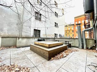 343 E 10th St APT 2, New York, NY 10009