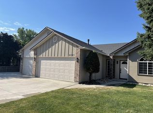 2131 W Tumble Creek Dr, Meridian, ID 83646