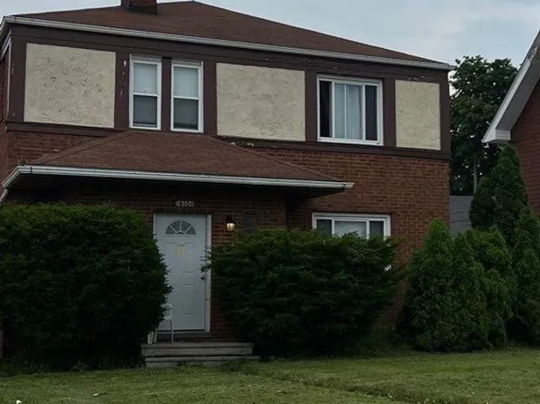 LakeShore18606, 18606 Lake Shore Blvd Unit 2, Cleveland, OH 44119