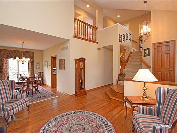 3rd image of 6122 Mere Dr