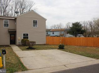 15 Brookshire Rd, Sicklerville, NJ 08081