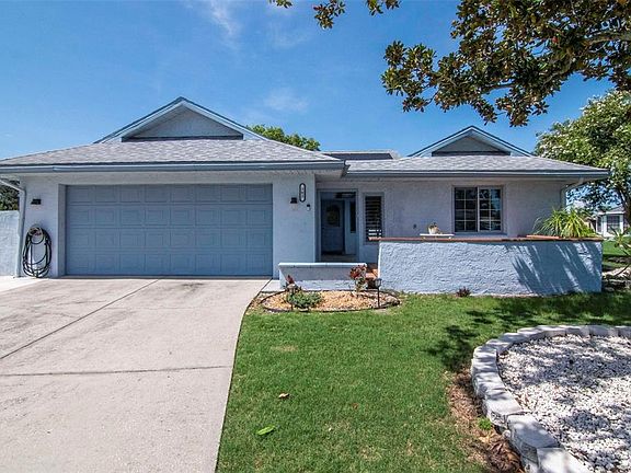 3rd image of 303 BARSTOW COURT