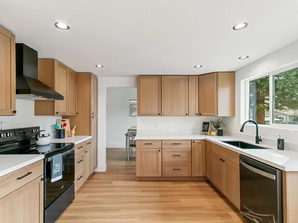 106 Kerry Court, Vacaville, CA 95687