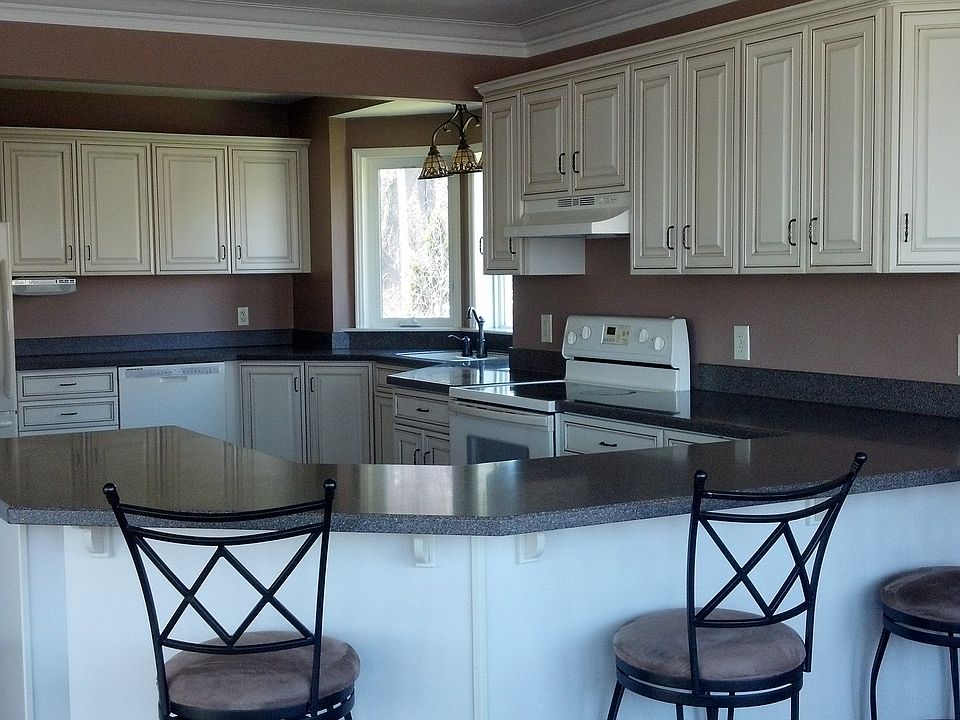 2nd image of 191 River Trail Dr