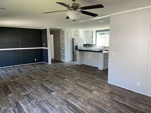 4th image of 111 Audubon Ave