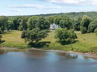 1 Foxboro Rd, Essex, CT 06426