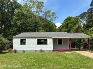 2963 Fairhill Dr, Jackson, MS 39212