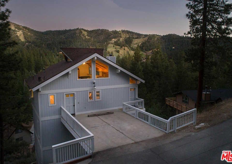 1st image of 864 Menlo Dr