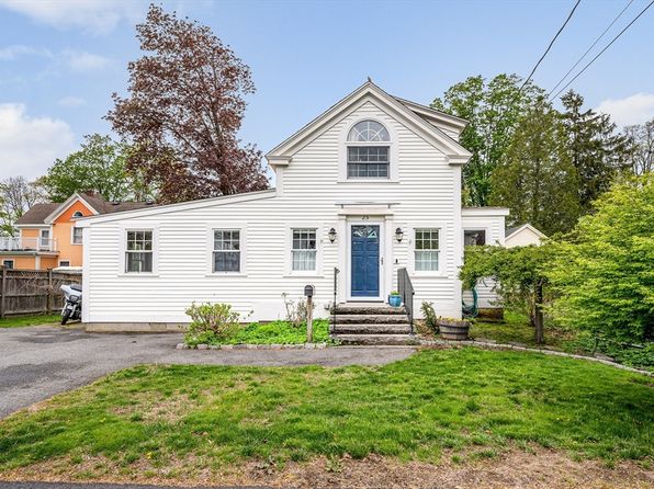 25 Ash St, Danvers, MA 01923