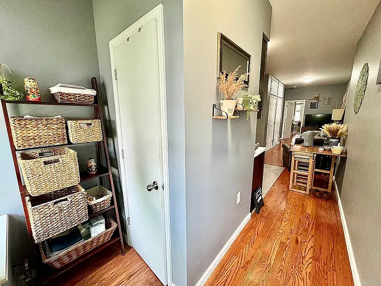 507 Woodward Ave #2R — Photo 13