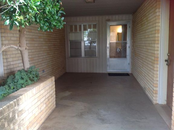 2nd image of 603 E Cardwell St