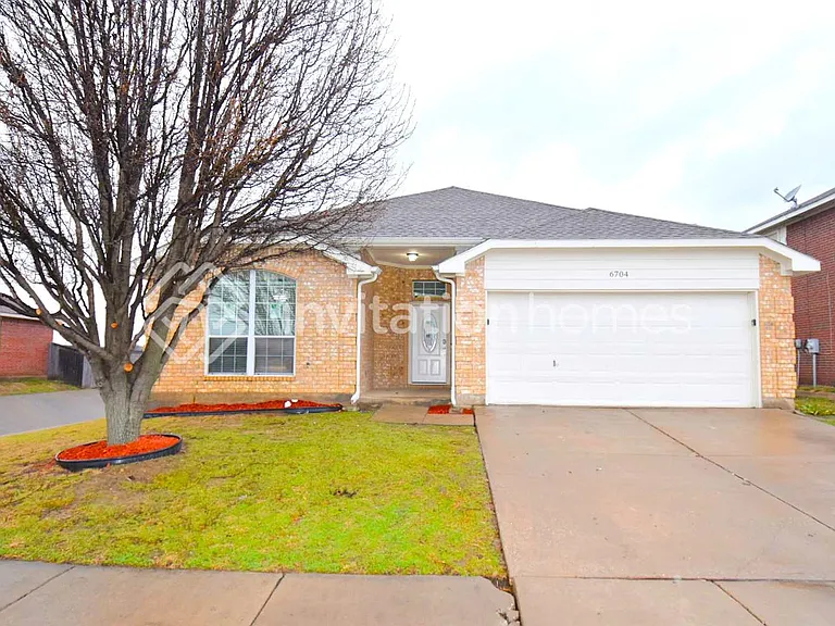 6704 Snapdragon Ln — Photo 1
