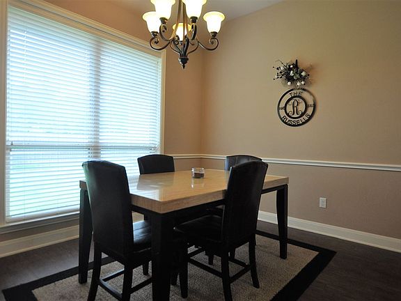 5th image of 2513 Oasis Dr