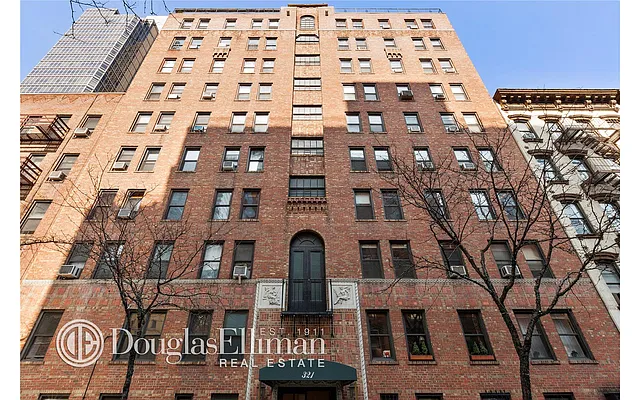 Rented by Douglas Elliman | media 35