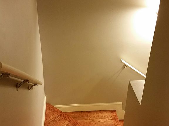 3rd image of 5613 Avenue O