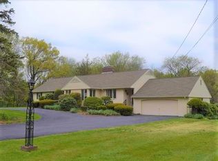 35 Deerhaven Rd, Lincoln, MA 01773