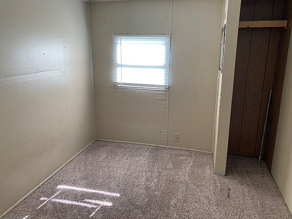 5th image of 177 E Lawn Ct