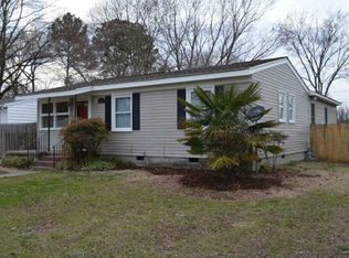 715 73rd St, Newport News, VA 23605