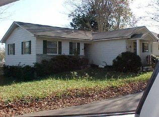 101 Carlisle Ln, Oak Ridge, TN 37830