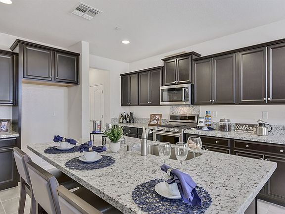 4th image of 2369 Flagstaff Way