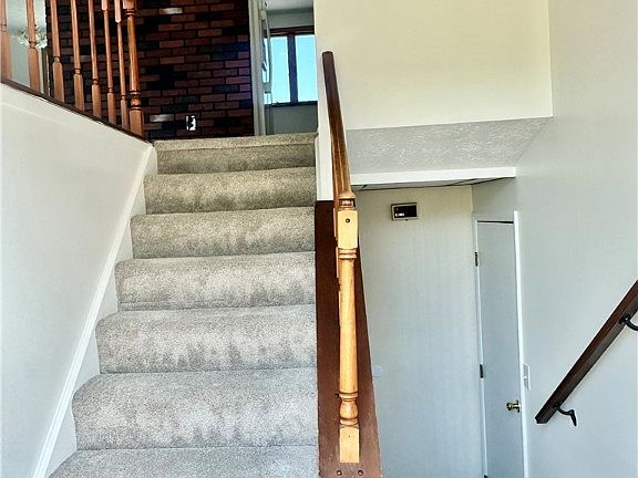 2nd image of 203 Farmbrook Dr
