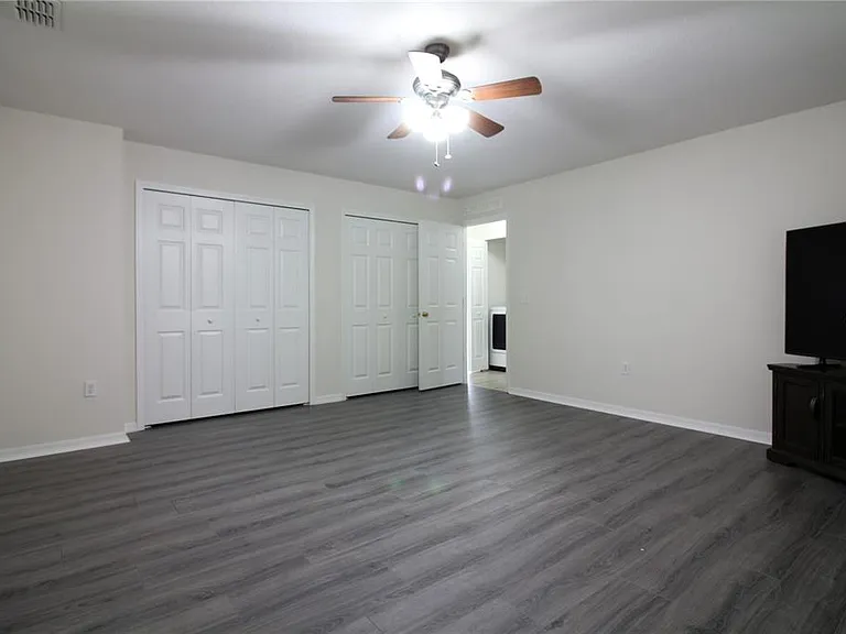 1222 Myopia Hunt Club Dr — Photo 15