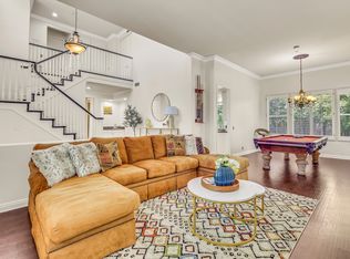 19821 Deguelle Cir, Huntington Beach, CA 92648