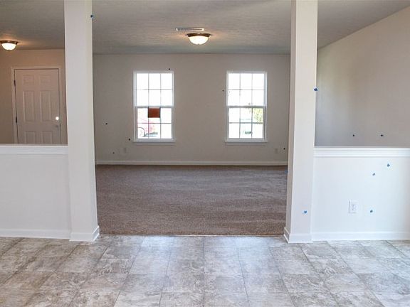 5th image of 2721 Chilton Dr