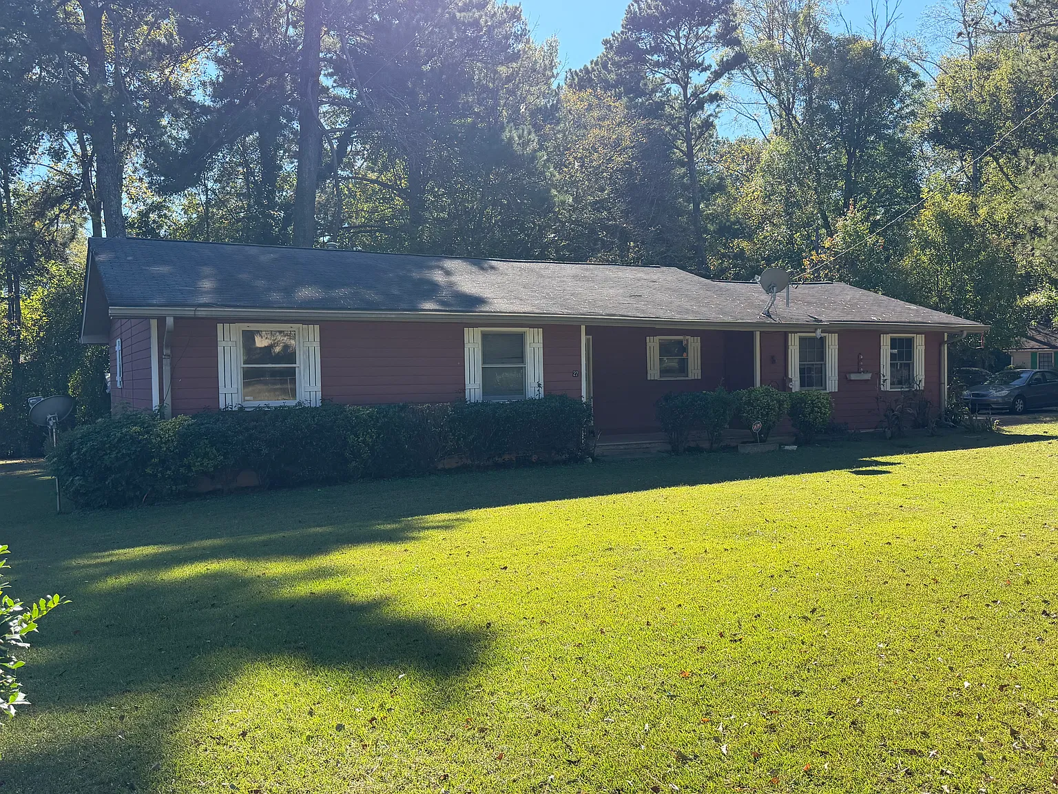 3 bed, 1359 sqft, $1,750 — Photo 2