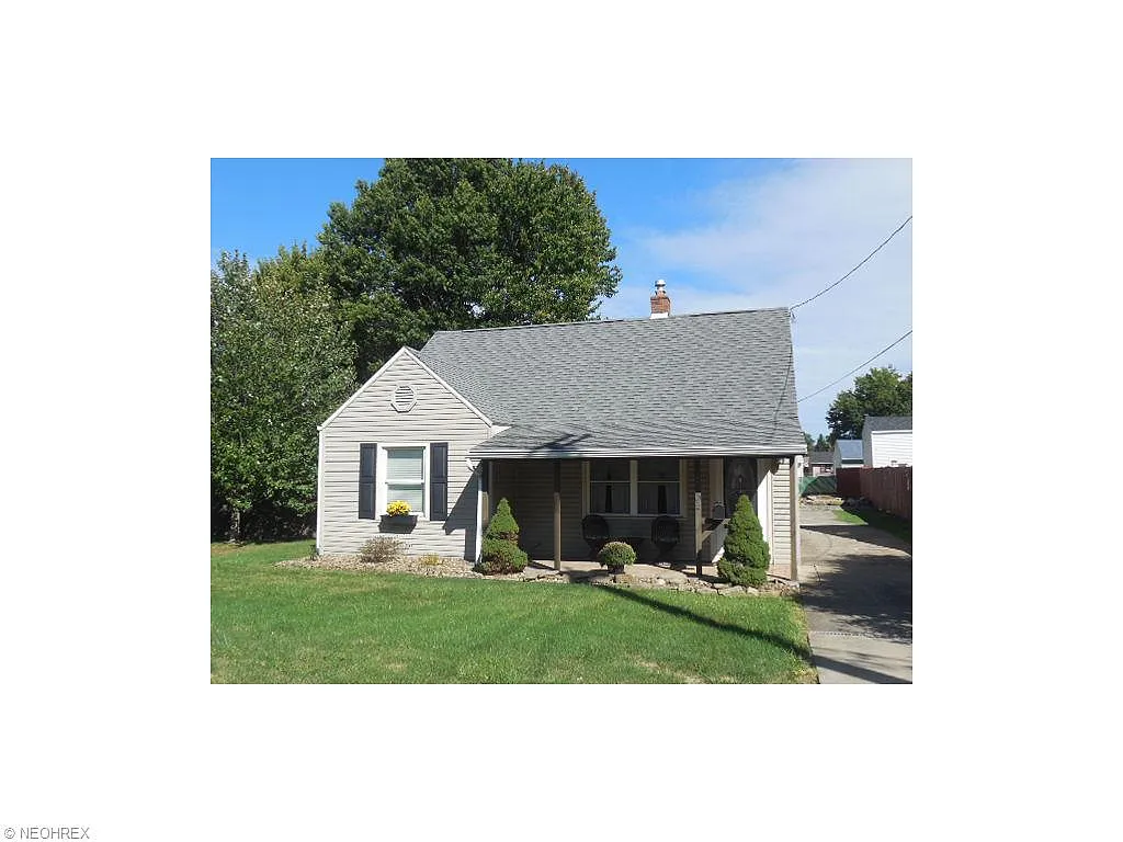 1504 Thalia Ave photo 1