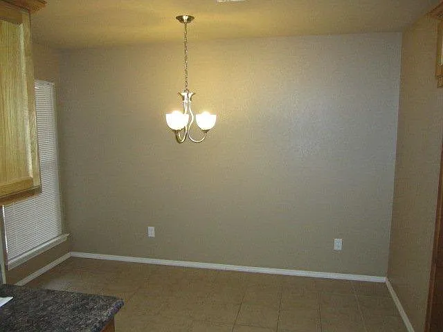 425 Sterling Pointe Way — Photo 7