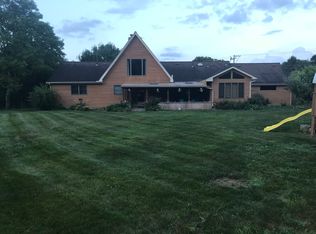 1388 Santee Mill Rd, Bethlehem, PA 18017