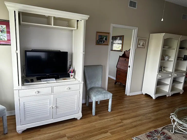 830 Lake Orchid Cir #205 — Photo 6